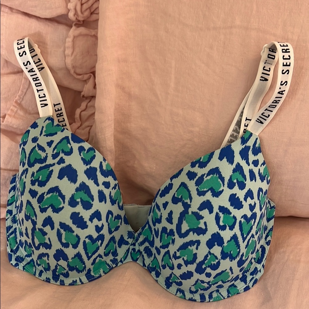 Victoria's Secret Blue and Green Leopard Print Bra